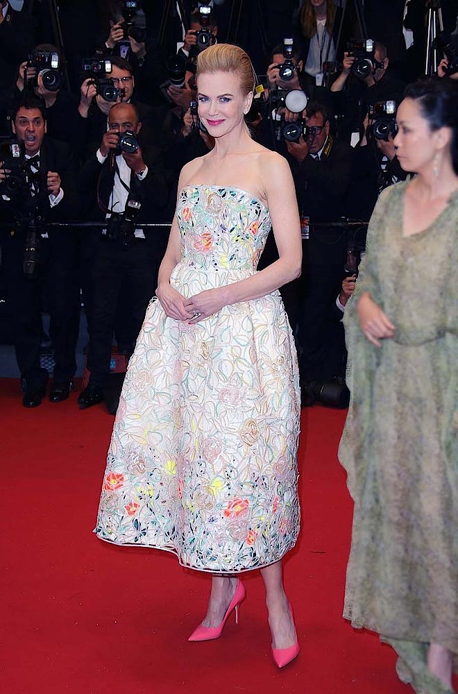 Nicole Kidman w haftowanej sukni Dior, i diamentowej biżuterii. Gorączka czerwonego dywanu Cannes
