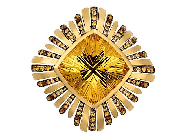 Broszka Lauren Adriana w złocie: cytryn, szafiry, granat. Pierścionki z cytrynem hitem największych firm jubilerskich