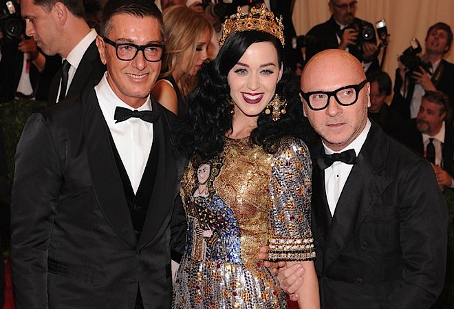 Domenico Dolce i Stefano Gabbana z Katy Perry. Twórcy Dolce & Gabbana winni oszustw podatkowych