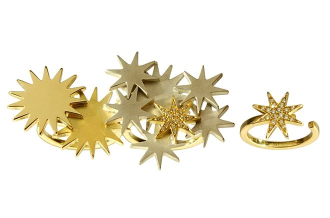 Pierścionki z trzema gwiazdami Sardo w złocie z diamentami