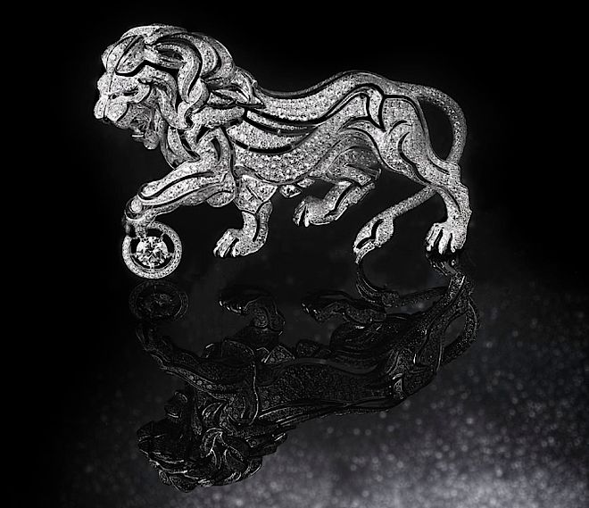 Broszka Chanel Lion Celeste. Nowa kolekcja biżuterii Chanel: pod znakiem lwa