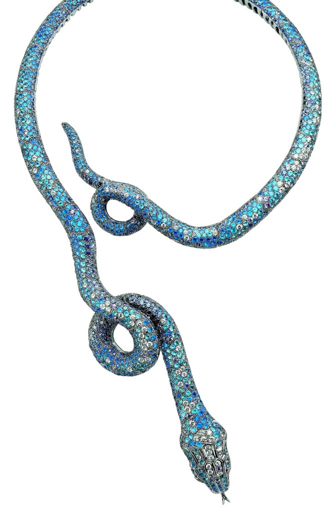 12 Naszyjnik wąż w formie znaku zapytania - kwintesencja stylu Boucheron
